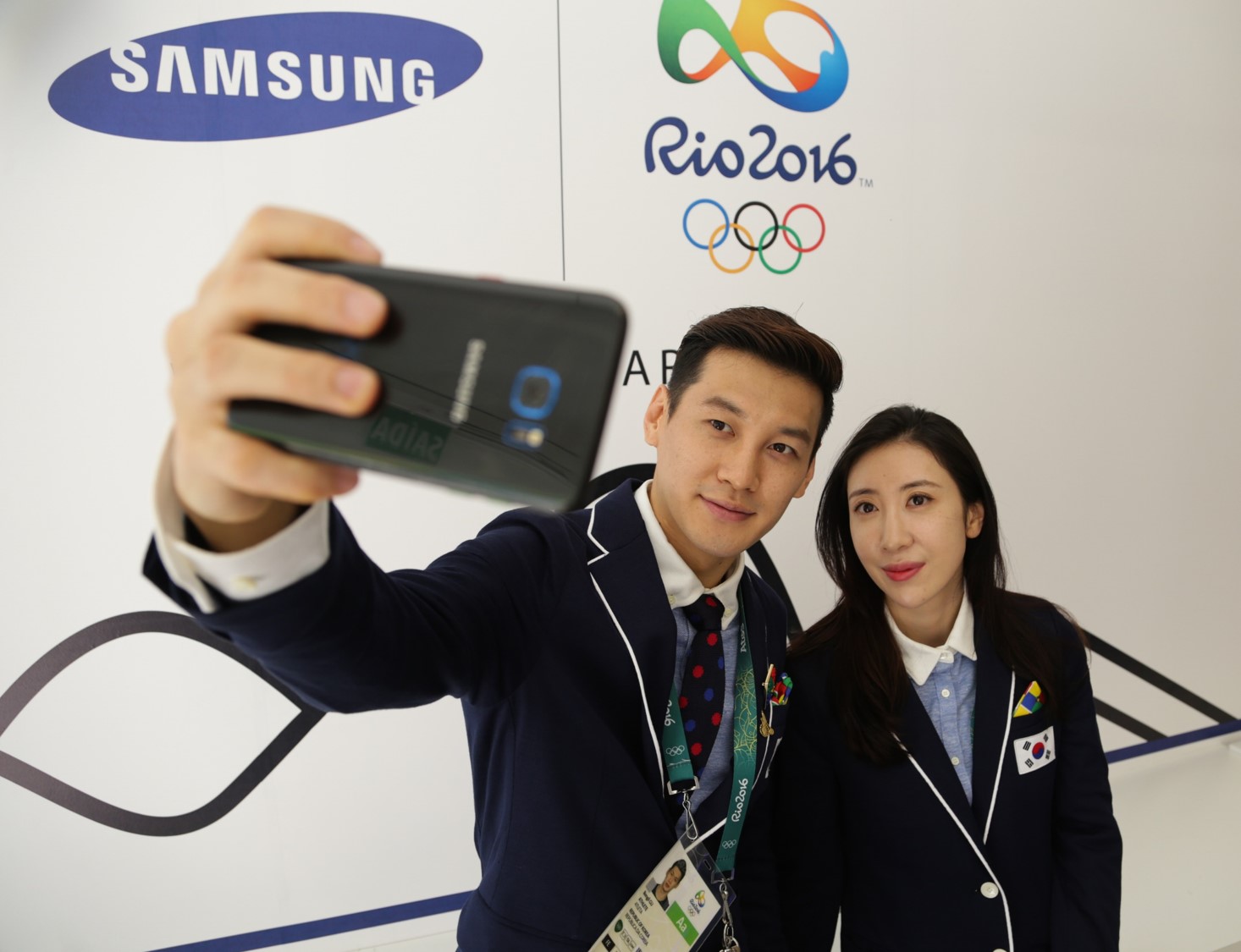 Samsung Delivers 12,500 Galaxy S7 edge Olympic Games Limited