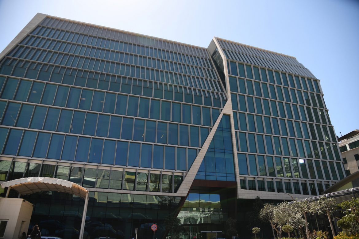 AUB_0545