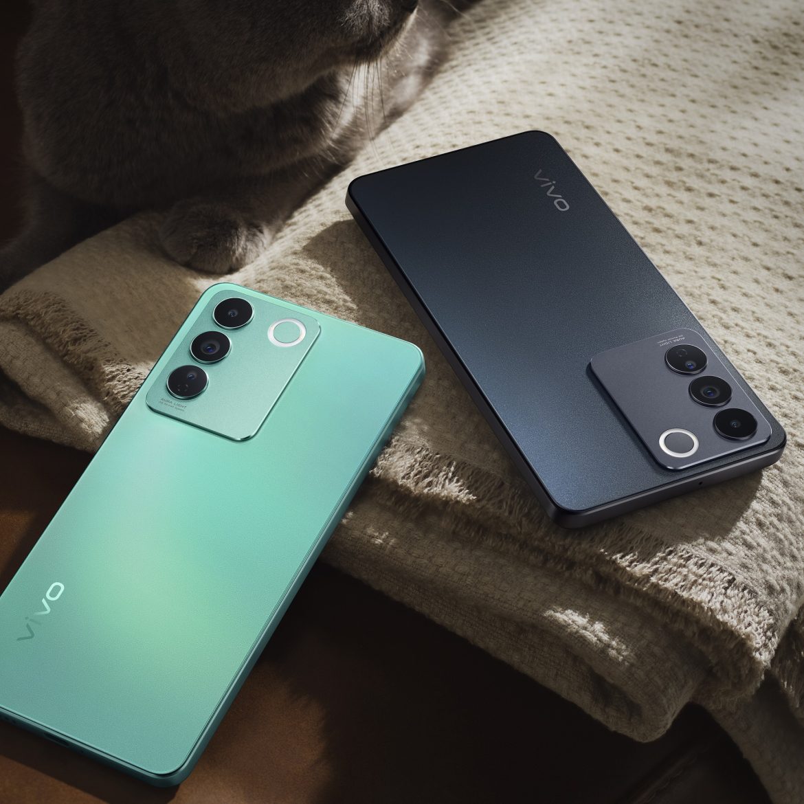 V27e Black and Green