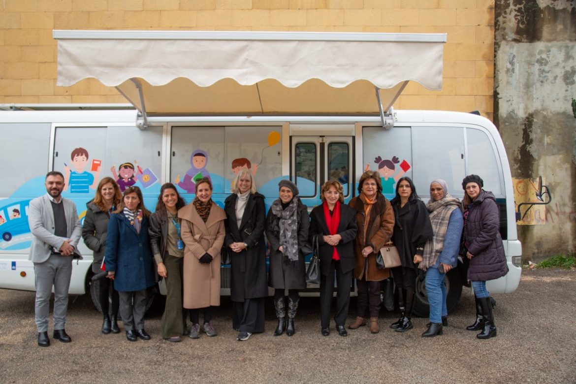 UNICEFDutchembassyBeirutGovernorateFunBus