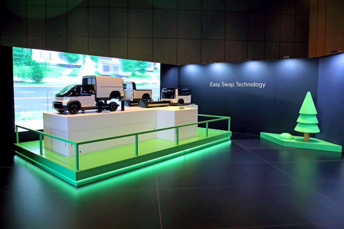 KIA PV5 LAUNCH KV2