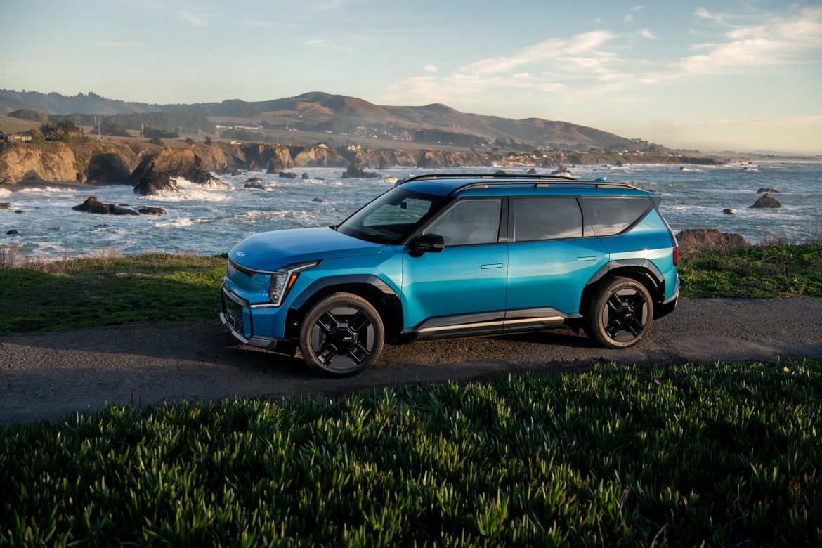(Image) Kia EV9 Named Supreme Winner of the 2024 WWCOTY