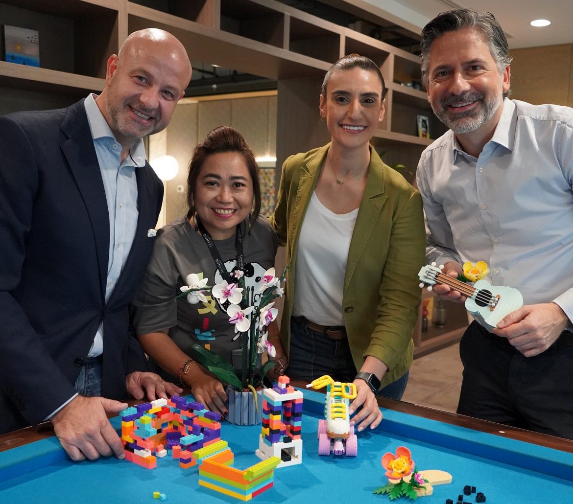 LEGO ME x Marriott team