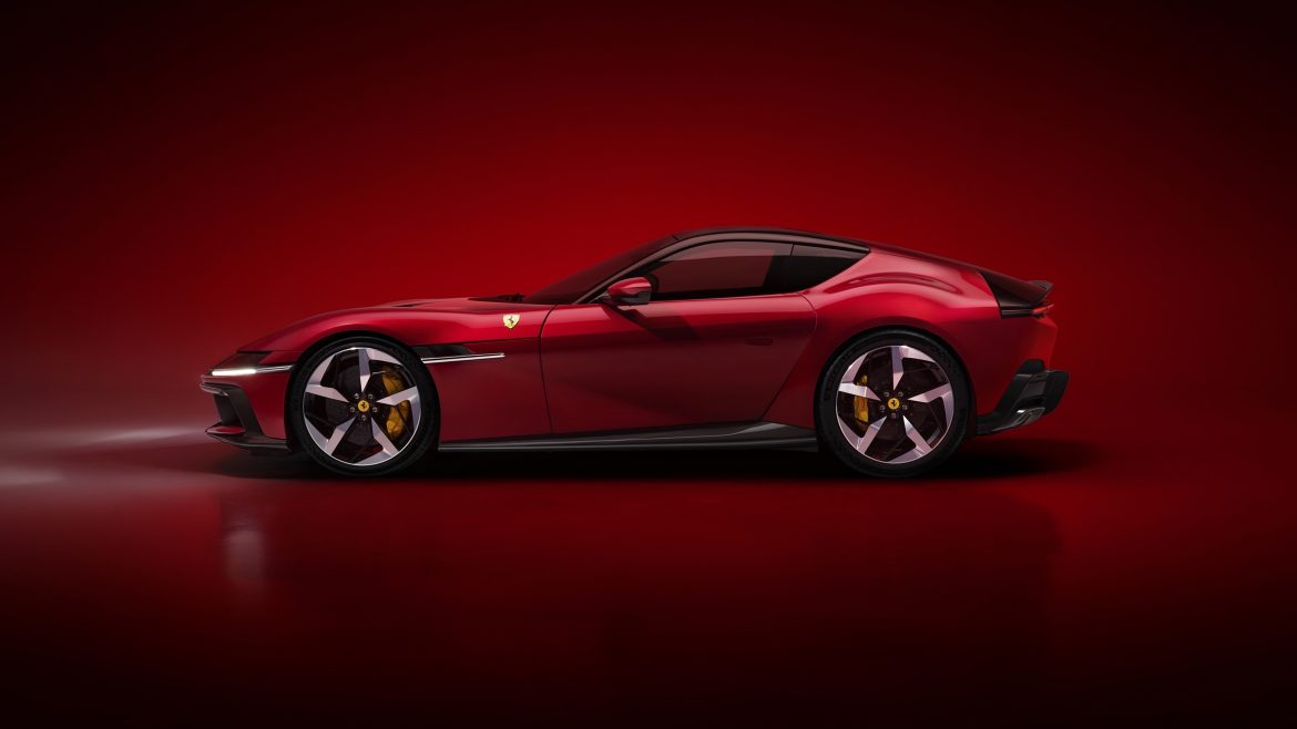 FERRARI 12CILINDRI_1