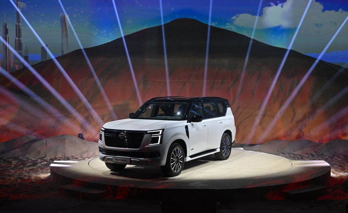 Nissan2)