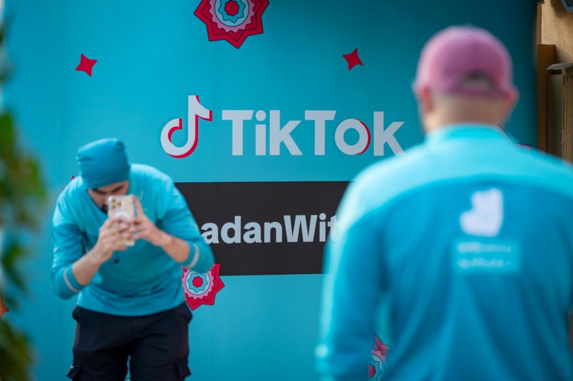 TikTok X Deliveroo 3 (002)