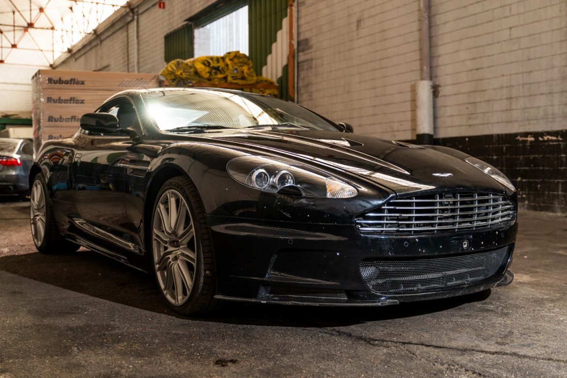 Aston Martin DBS